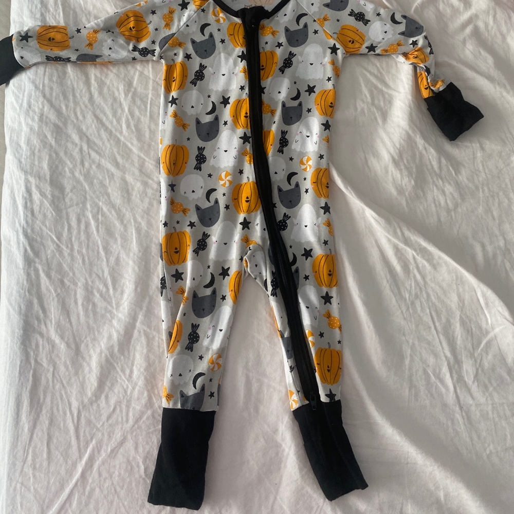 Little sleepies halloween zippies